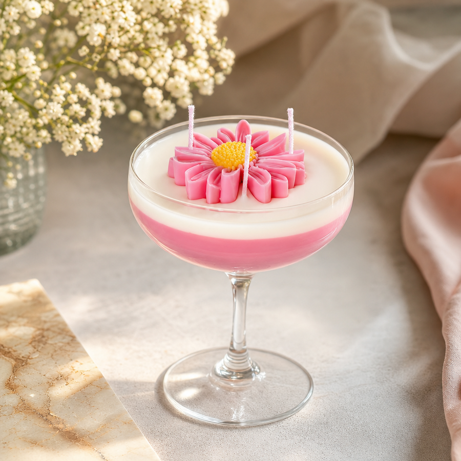 Daisy & Petal Glow Candle