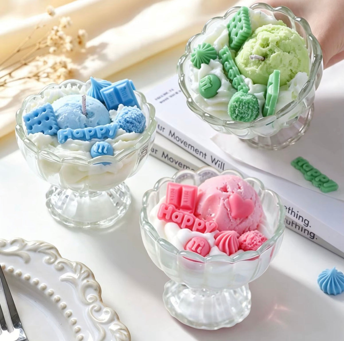 Happy Scoop Ice Cream Candle – Pink Berry & Green Grapefruit